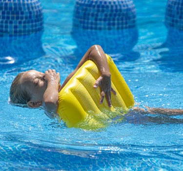 piscine olympique camping lavelanet